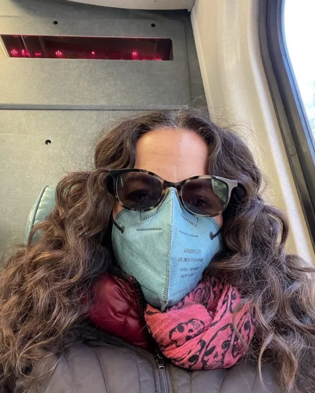 Reframing how we think of things is very helpful when were working on changing habits or tapping into what’s good about life instead of focusing on our challenges. . I find it fascinating that a trip on the LIRR to NYC can feel like an adventure after 2 years!!